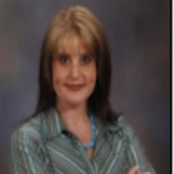 Meet your Posher, Leslie - Picture 1 of 1